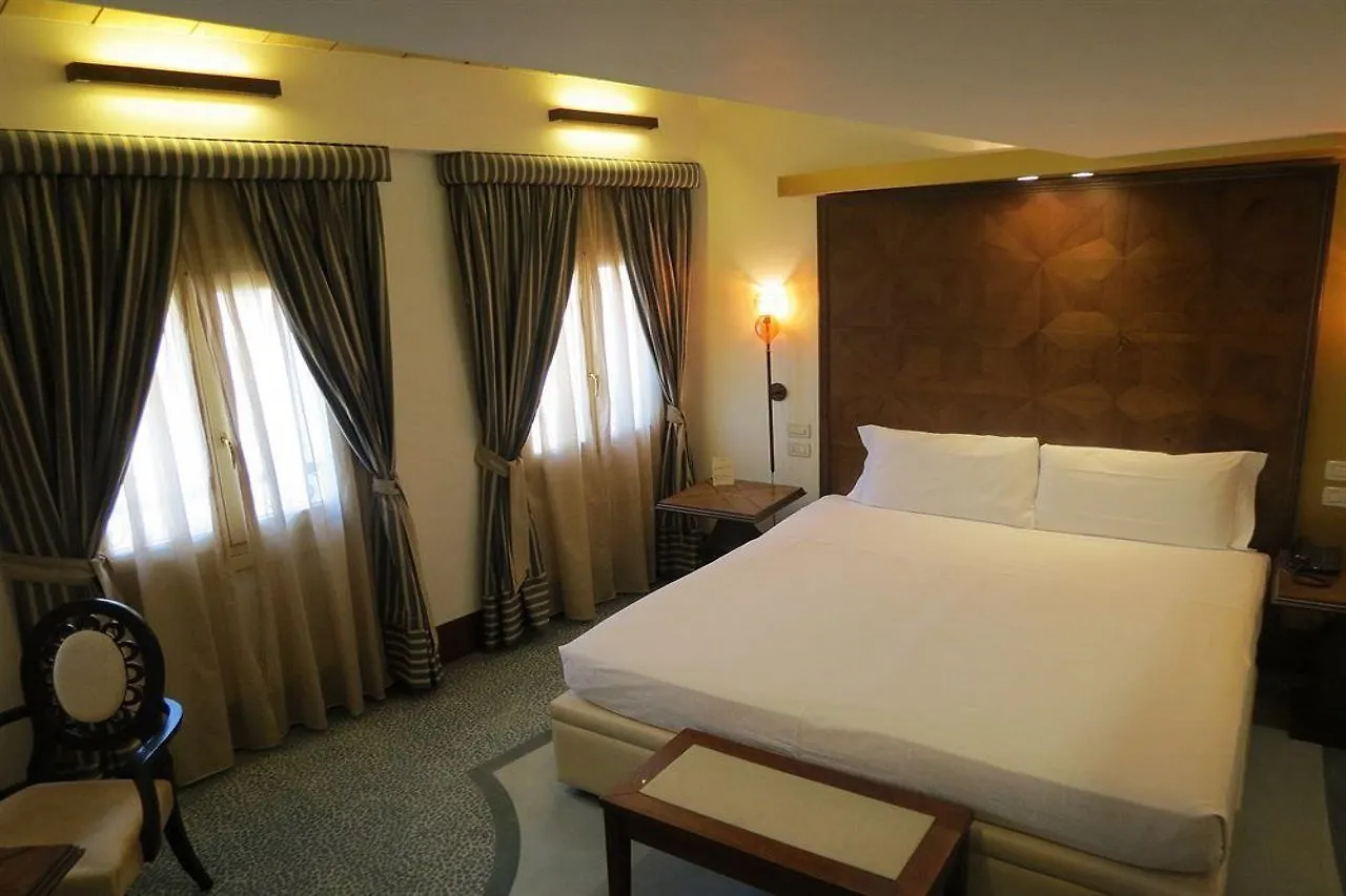 Venice Roulette Hotel 4