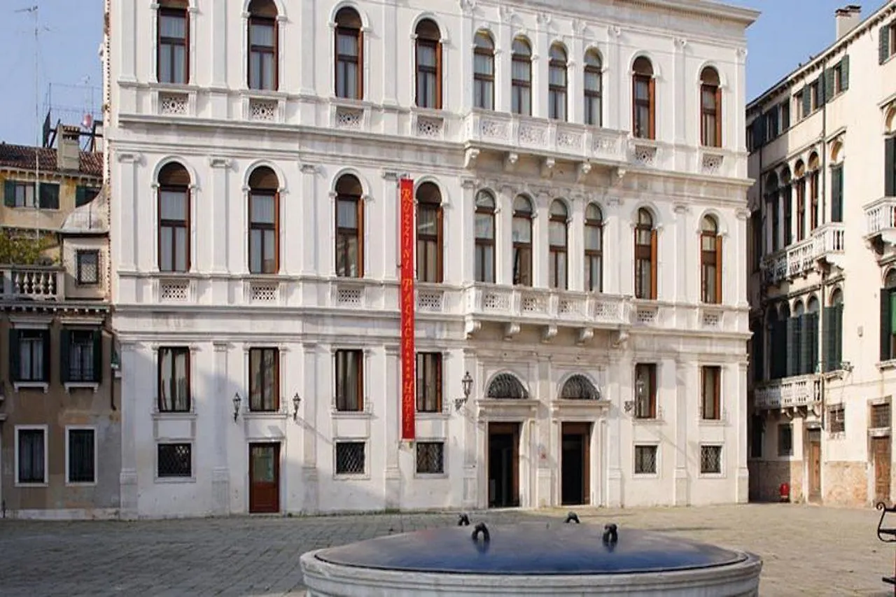 Venice Roulette Hotel 4 Italy